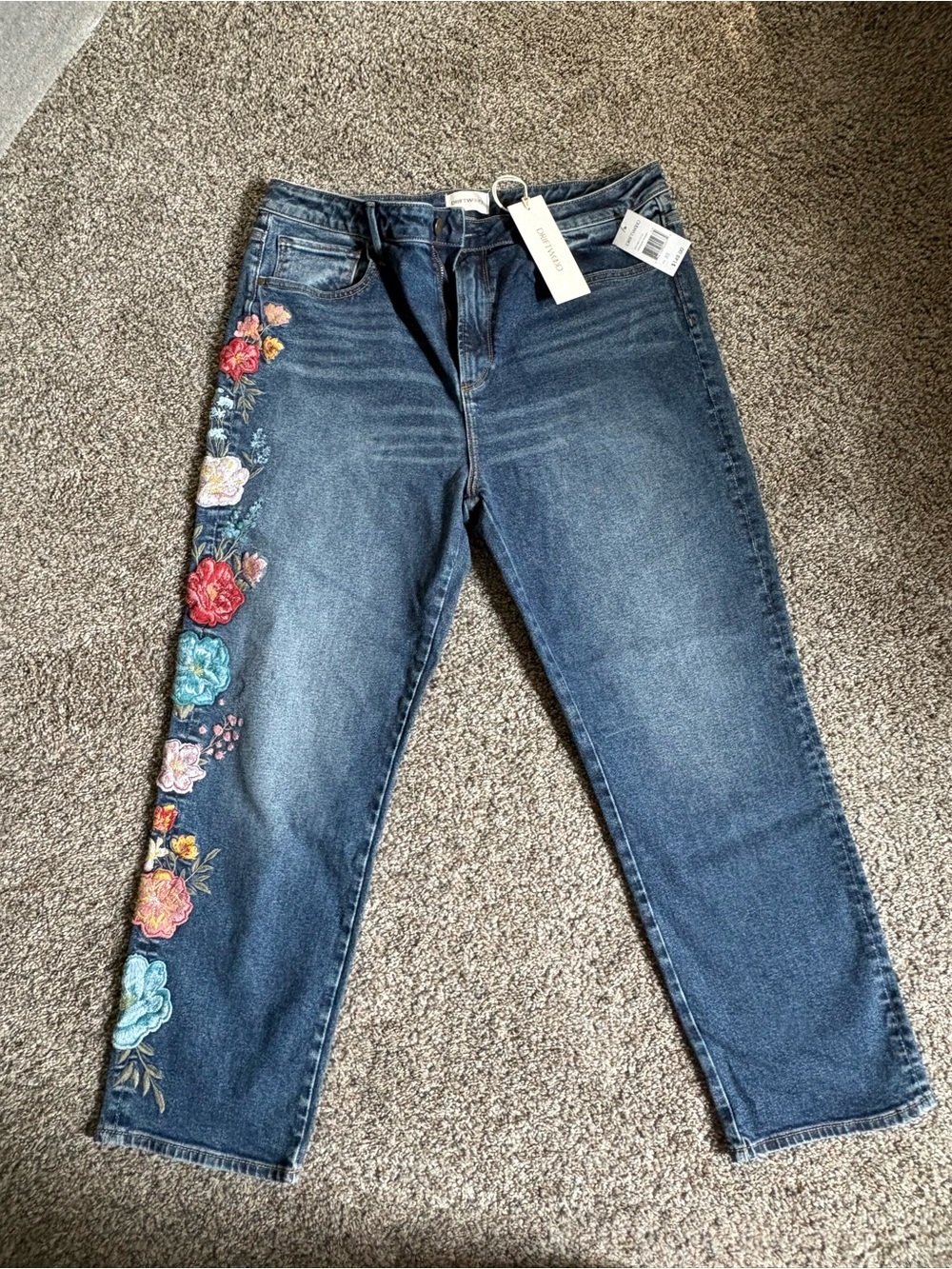DRIFTWOOD Meg jeans , women’s size 32 , nwt